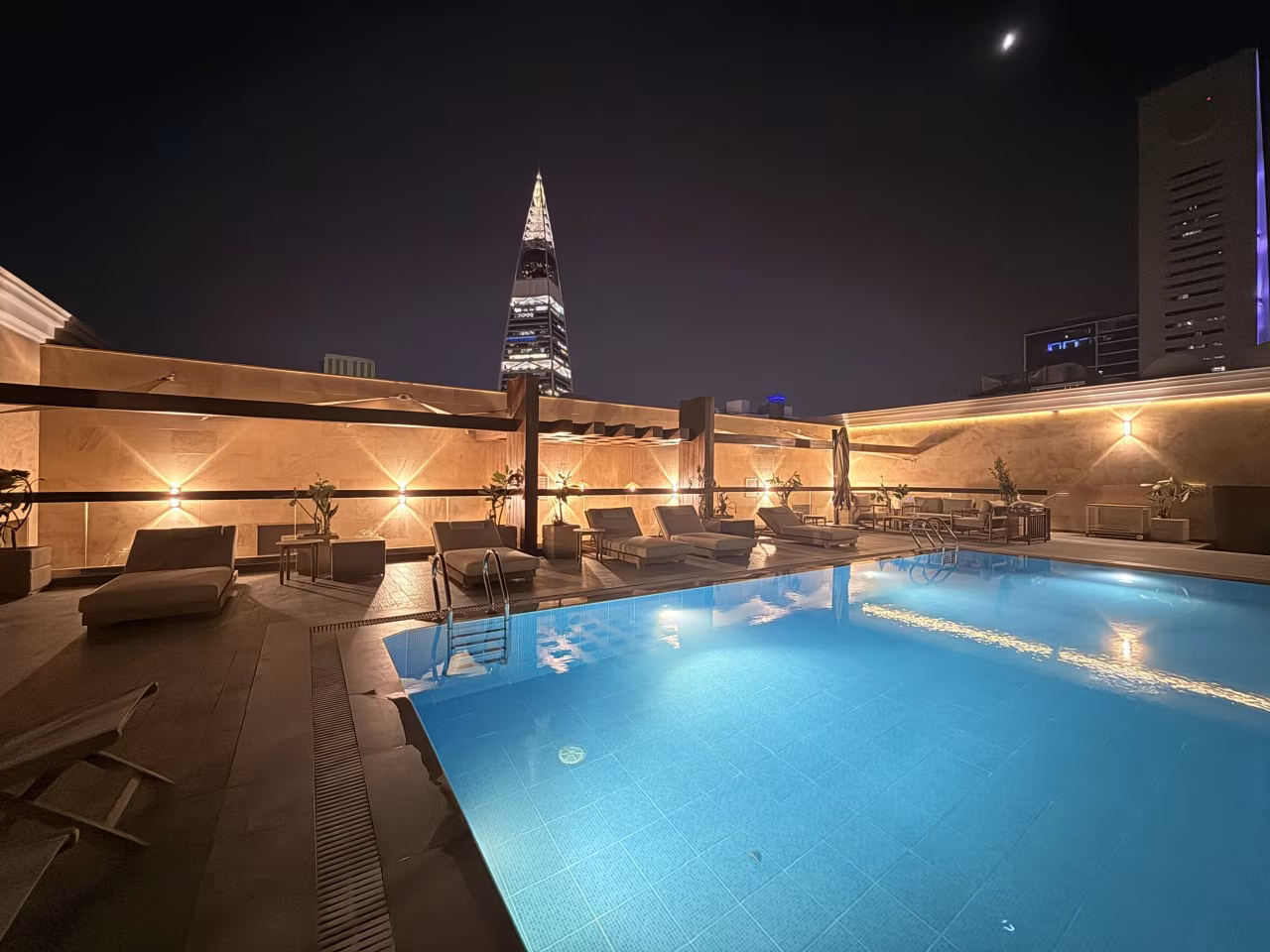 Olaris Residence — Pool