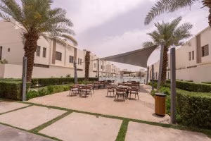 Al Nayfah Community (by Rafal)