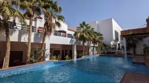 Rotunda Compound — pool