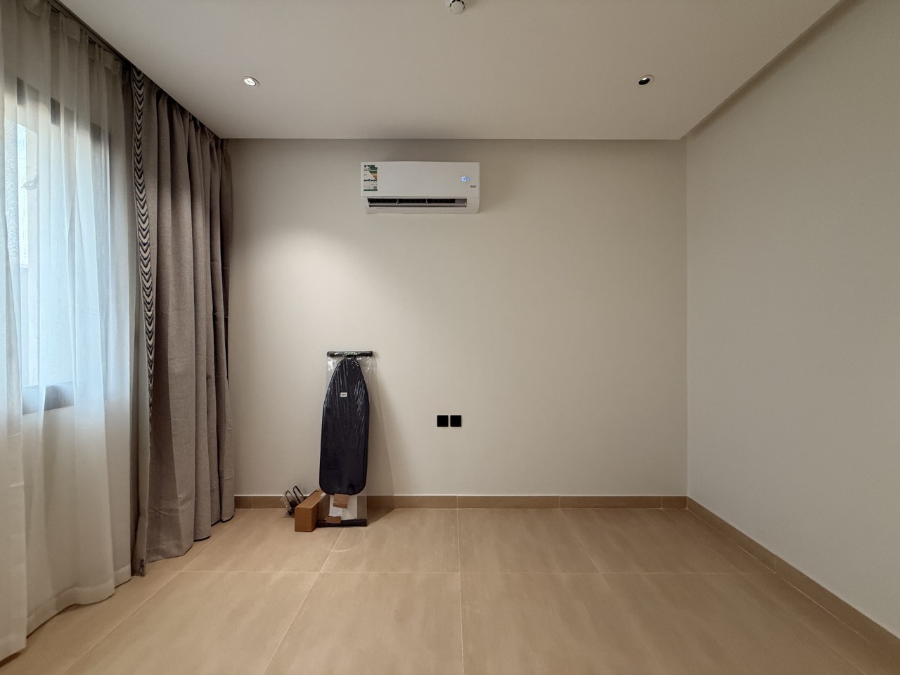 Apartment – 3 Bedrooms