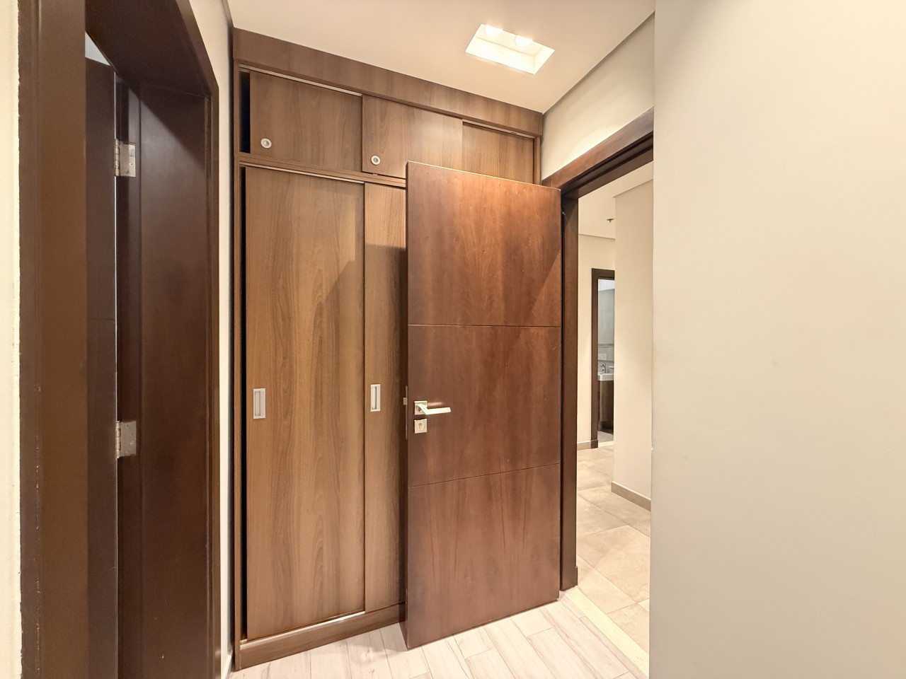 Apartment – 2 Bedrooms