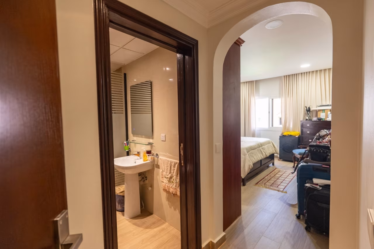 Apartment – 3 Bedrooms