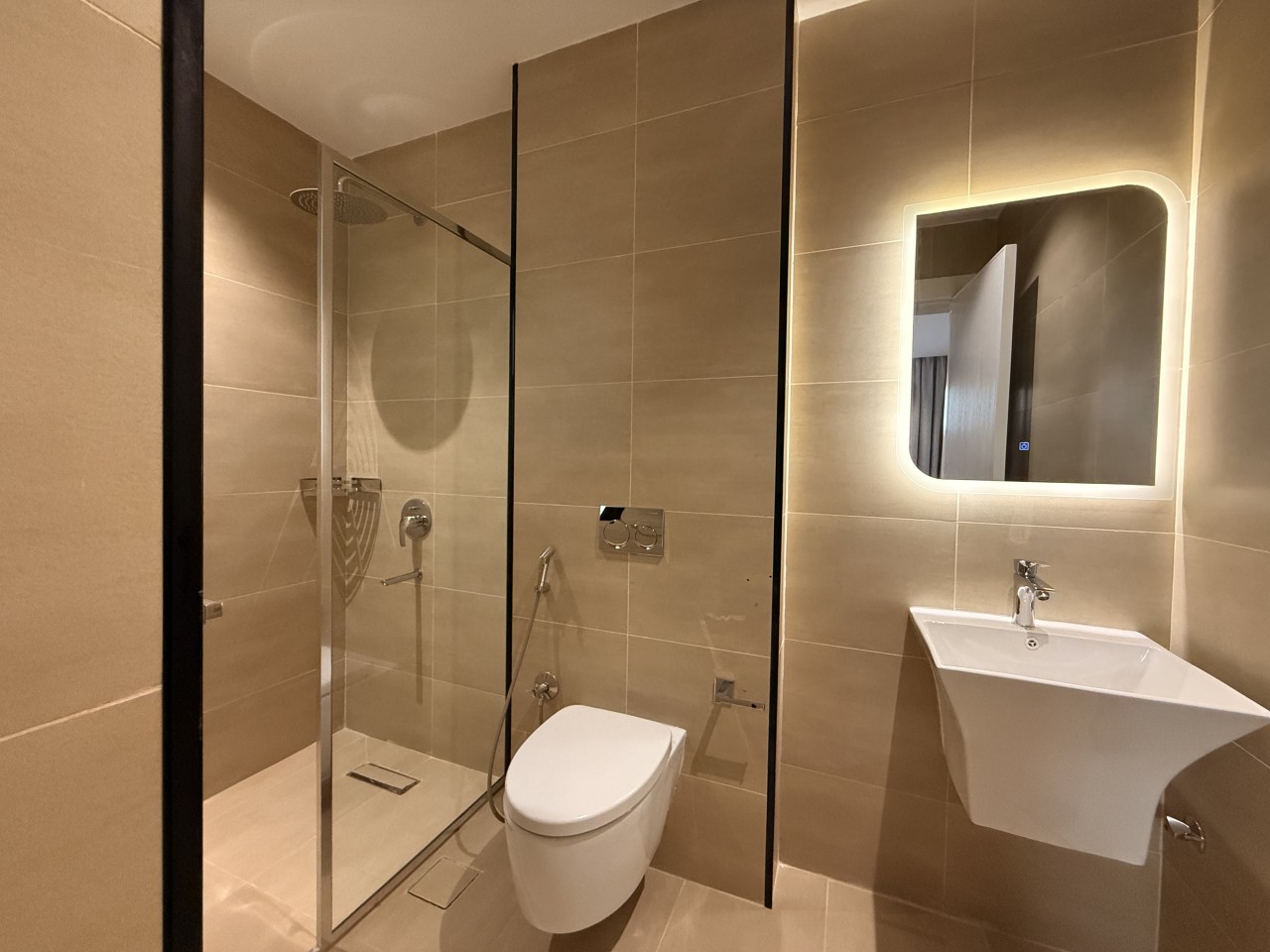 Apartment – 3 Bedrooms