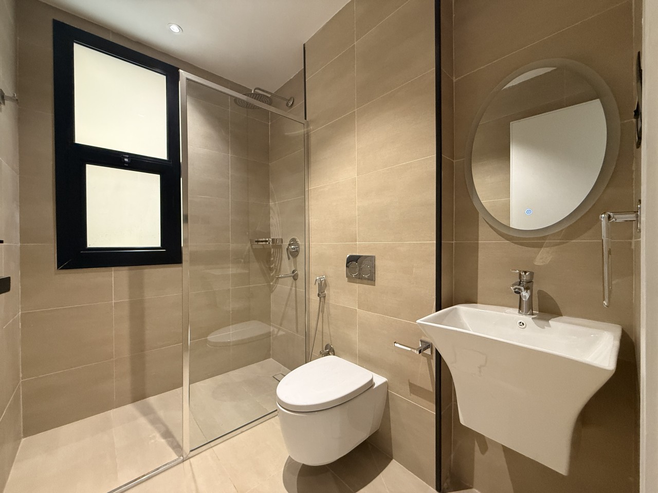 Apartment – 3 Bedrooms