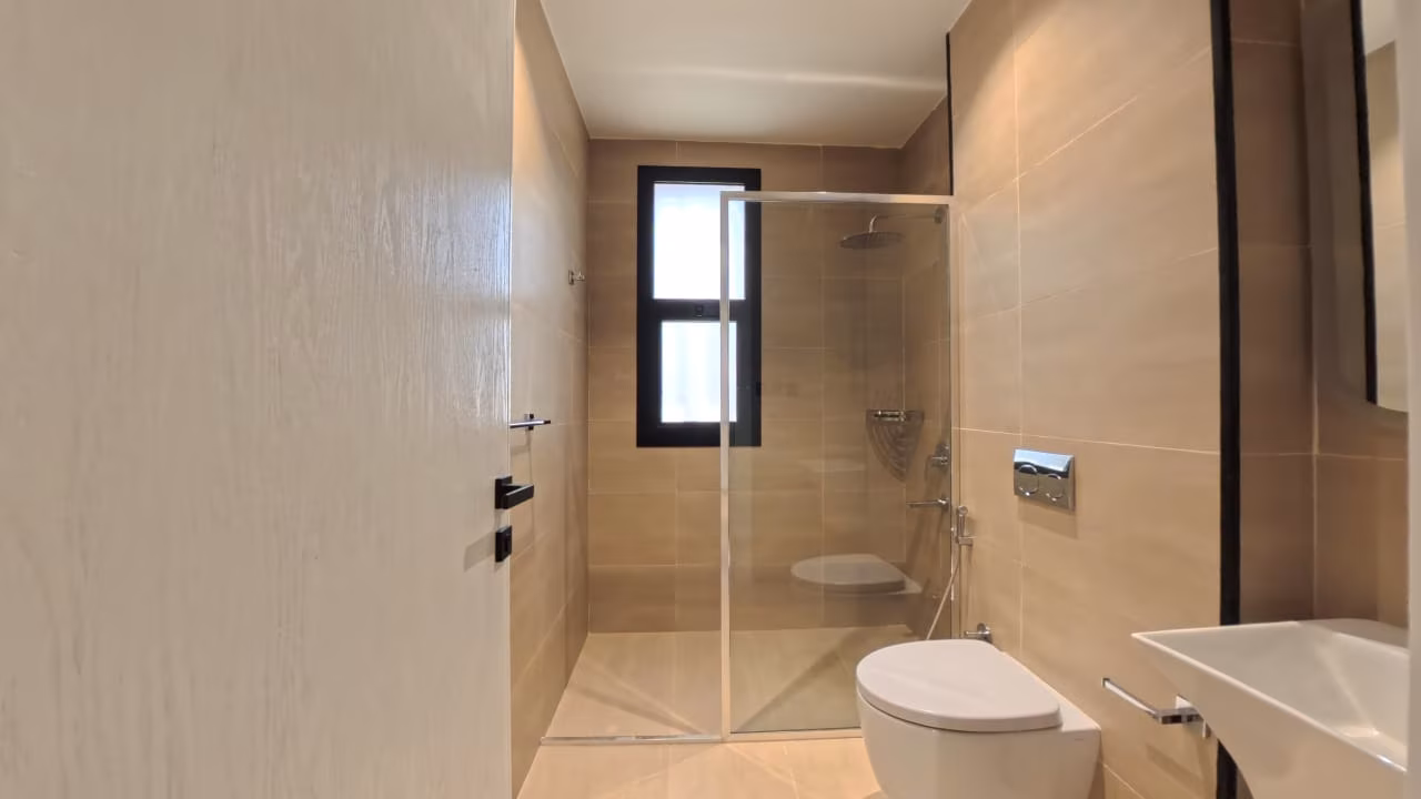 Apartment – 1 Master Bedroom