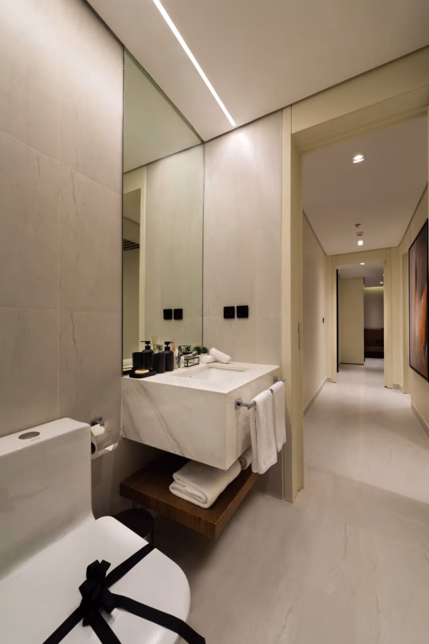 Apartment – 3 Master Bedrooms Suite