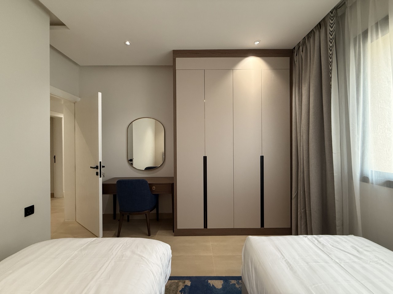 Apartment – 3 Bedrooms