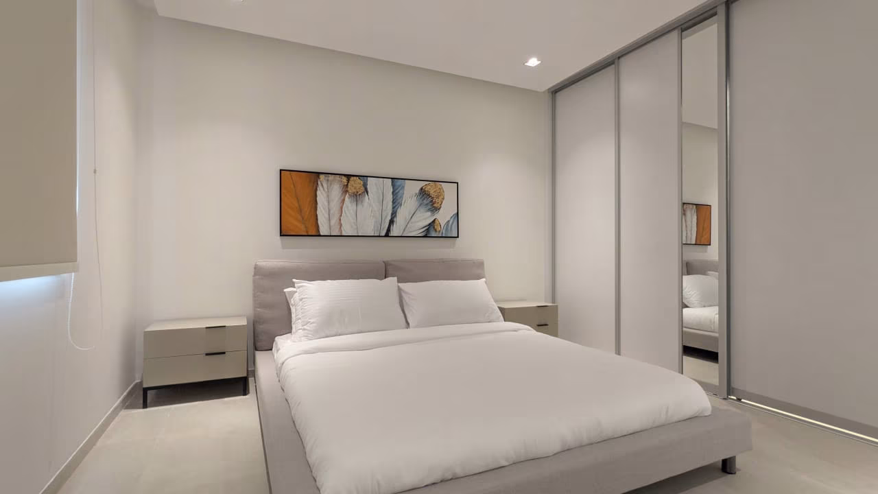 Apartment – Apartment (Deluxe)