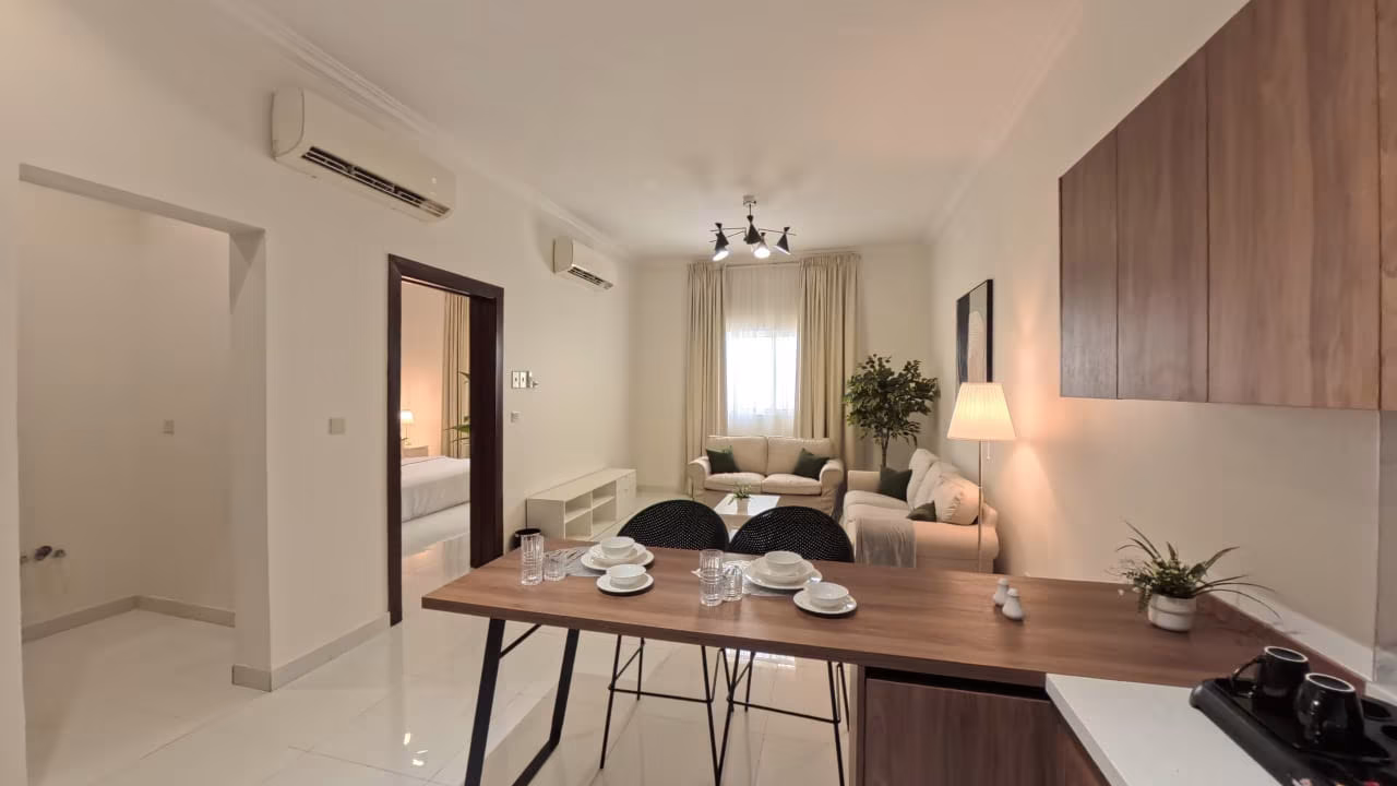 Apartment – 1 Master Bedroom