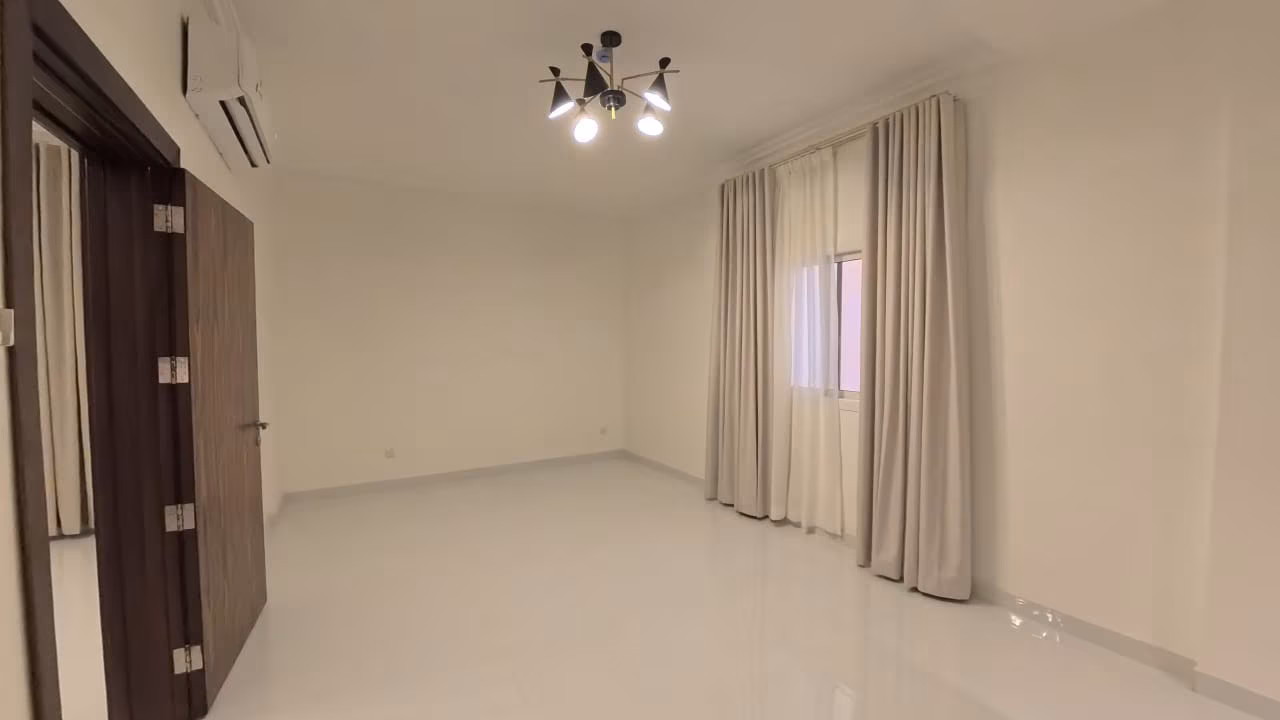 Apartment – 1 Master Bedroom