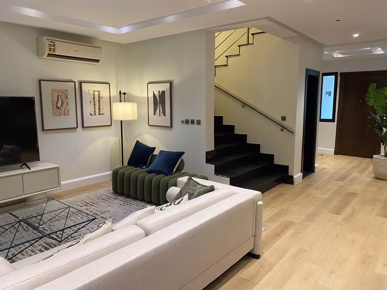 Townhouse – 3 Bedrooms